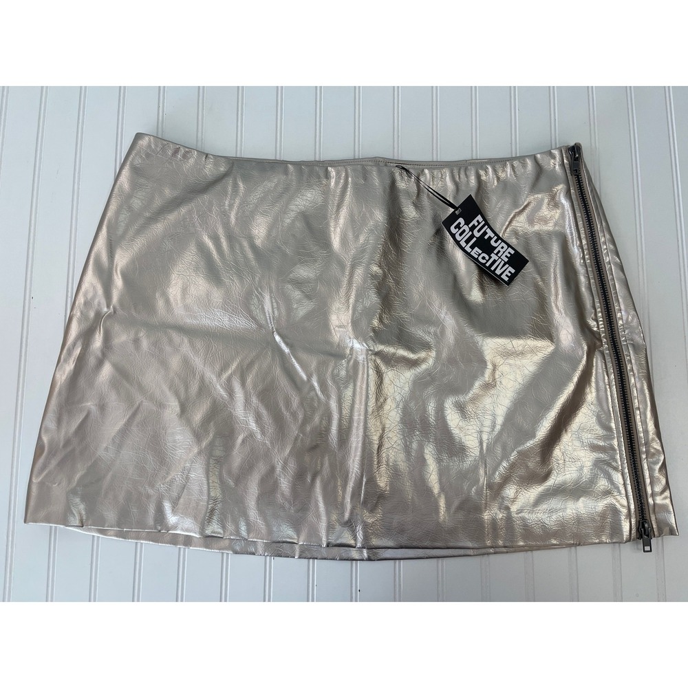 NWT Future Collective Champagne Metallic Faux Leather Mini Skirt Side Zip 2X NEW